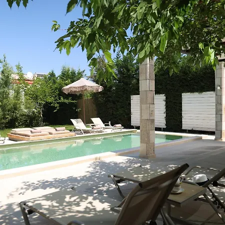 W Halkidiki 페프코초리